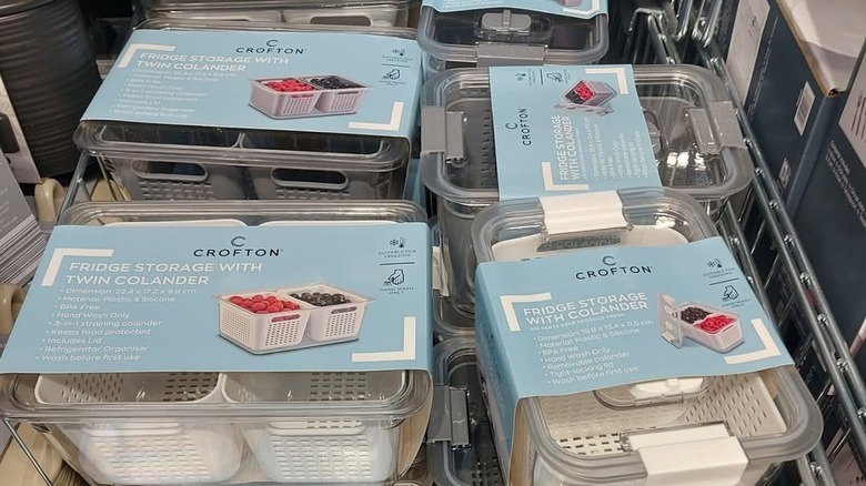 Aldi'nin İkiz Kevgirli Buzdolabı Deposunun yakından görünümü