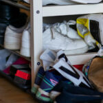 Kontrplak ve Perdelerden Kendiniz Yapabileceğiniz Şık ve Basit Ayakkabı Rafı