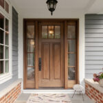 Kaldırım Çekiciliğinizi Ciddi Şekilde Karıştıran Eski Ön Kapı Donanımı