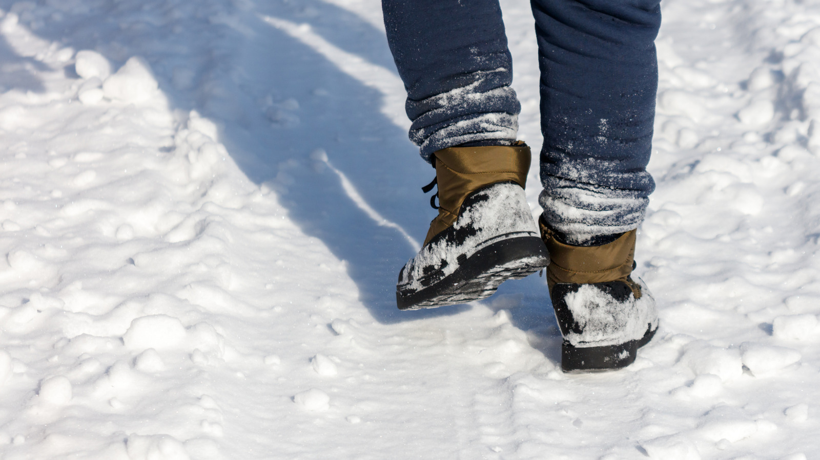 Ayakkabı Kurutma Çözümü Her Ne pahasına olursa olsun kaçınılmalıdır (Tehlikeli Olabilir)
