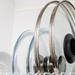 Eski Tencere Kapaklarını Sevimli Bir Depolama Çözümüne Dönüştürme