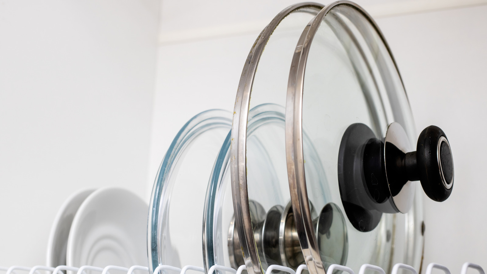 Eski Tencere Kapaklarını Sevimli Bir Depolama Çözümüne Dönüştürme