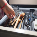 Ne Bağış Yapacağınızı Bilmek Mutfağınızda Depolama Alanı Açmanın Anahtarıdır. İşte nasıl