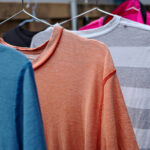 Eski Bir Tişörtü İleri Dönüşümlü Dekora Dönüştürmenin Çarpıcı Yolu