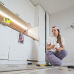 Mutfak Zemin Kaplaması HGTV'den Mike Holmes, Ev Sahiplerine İki Kez Düşünmelerini Tavsiye Ediyor