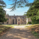 Garaj Yolunuza "Eski Para" Görünümü Veren Zarif Peyzaj