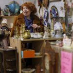 Eşsiz, Değerli Çömlekçilik Stili İkinci El Mağazasında Sizi Bekliyor