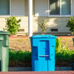 Komşunuz Çöp Kutularınızı Kullanıyor mu? İşte Bu Konuda Tam Olarak Yapabileceğiniz (Ve Yapamayacağınız) Şeyler