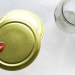 Eski Kavanoz Kapaklarını Kolay Bir Kendin Yap Yöntemiyle Sevimli Biblo Tutuculara Dönüştürün