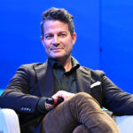 Nate Berkus, Mutfak Depolama Alanını Şık Bir Şekilde Saklamanın Basit Yolunu Paylaşıyor