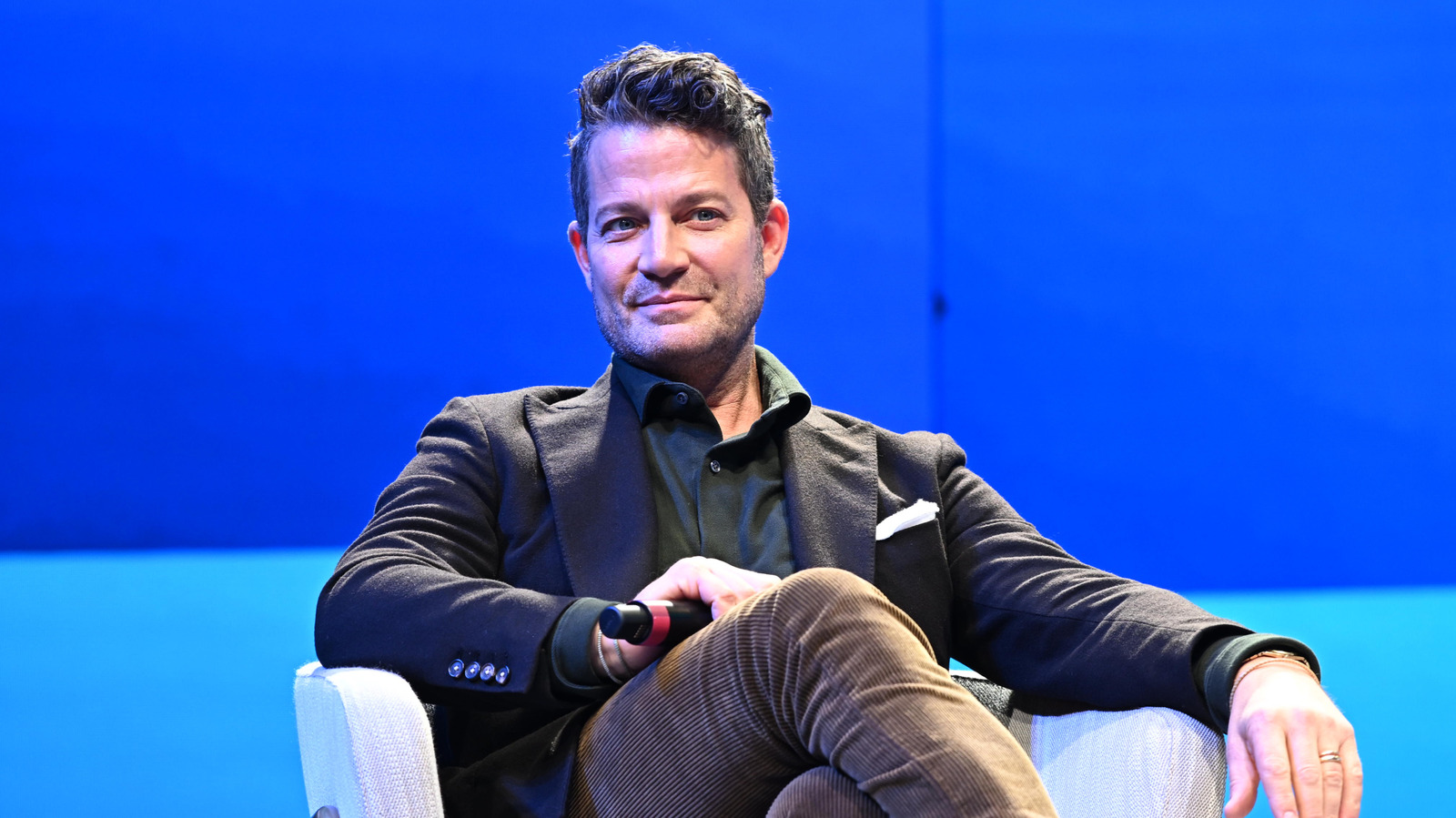 Nate Berkus, Mutfak Depolama Alanını Şık Bir Şekilde Saklamanın Basit Yolunu Paylaşıyor