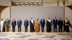 Arap ve Müslüman bakanlar Riyad’da İran konulu toplantıda neler tartıştı?