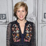 Erin Napier Eğlenceli, Desenli Bir Stil İçin Sade Bir Backsplash'tan Kurtuldu