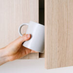 Akıllı Bir Kupa Saklama Çözümü Olan Uygun Fiyatlı İkinci El Mağaza Bulucu