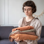 Eski Bir Çarşafı Sürdürülebilir Bir Kağıt Havlu Alternatifine Dönüştürün