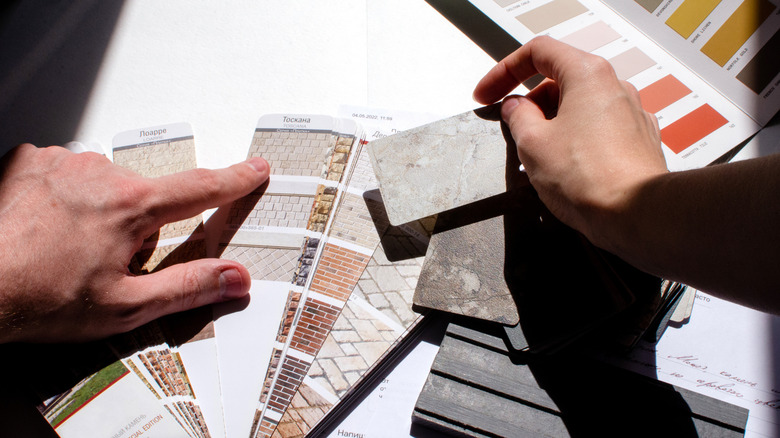 Kaldırım taşları için malzeme seçimi