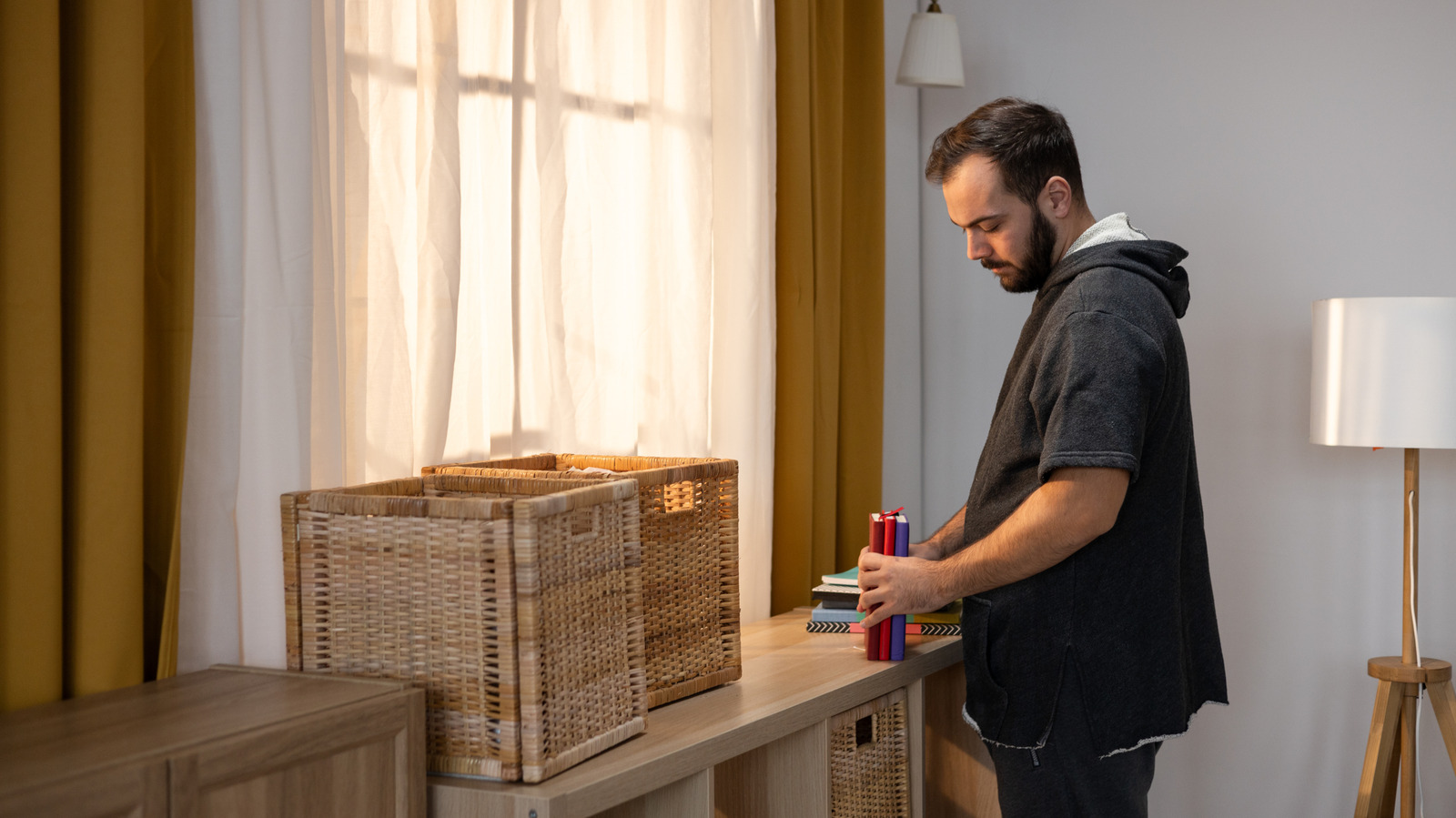Bu Yeni IKEA Koridor Depolama Alanı Küçük Alanları Kolayca Nasıl Düzenli Tutabilir?