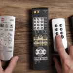 TV Uzaktan Kumandalarını Düzenli Tutan Basit Dolar Ağacı Fikri