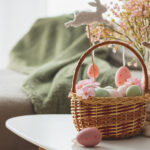 Paskalya Sepetlerini Güzel Çiçek Yetiştiricilerine Nasıl Yeniden Kullanabiliriz?