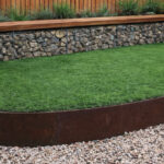 Bu Rustik Malzemeyle Garaj Kenarınızı Yükseltin