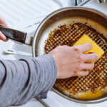 Güçlü, Çevre Dostu Bir Ev Temizleme Çözümü İçin Bu Eski Tekniği Kullanın