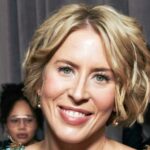 Erin Napier'in Güzel Dolap Renk Seçimi Mutfağa Cazibeli Bir Dokunuş Getiriyor