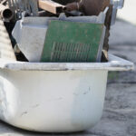 Eski Bir Küveti Şık Yükseltilmiş Bir Bahçe Yatağına Dönüştürün