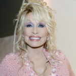 Dolly Parton'ın Beyaz Mutfağı Mevsimlerle Değişen Bir Kanvas