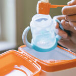 Bebek Maması Kutularını İleri Dönüştürerek Mutfak Tezgahı Depolama Çözümüne Dönüştürün