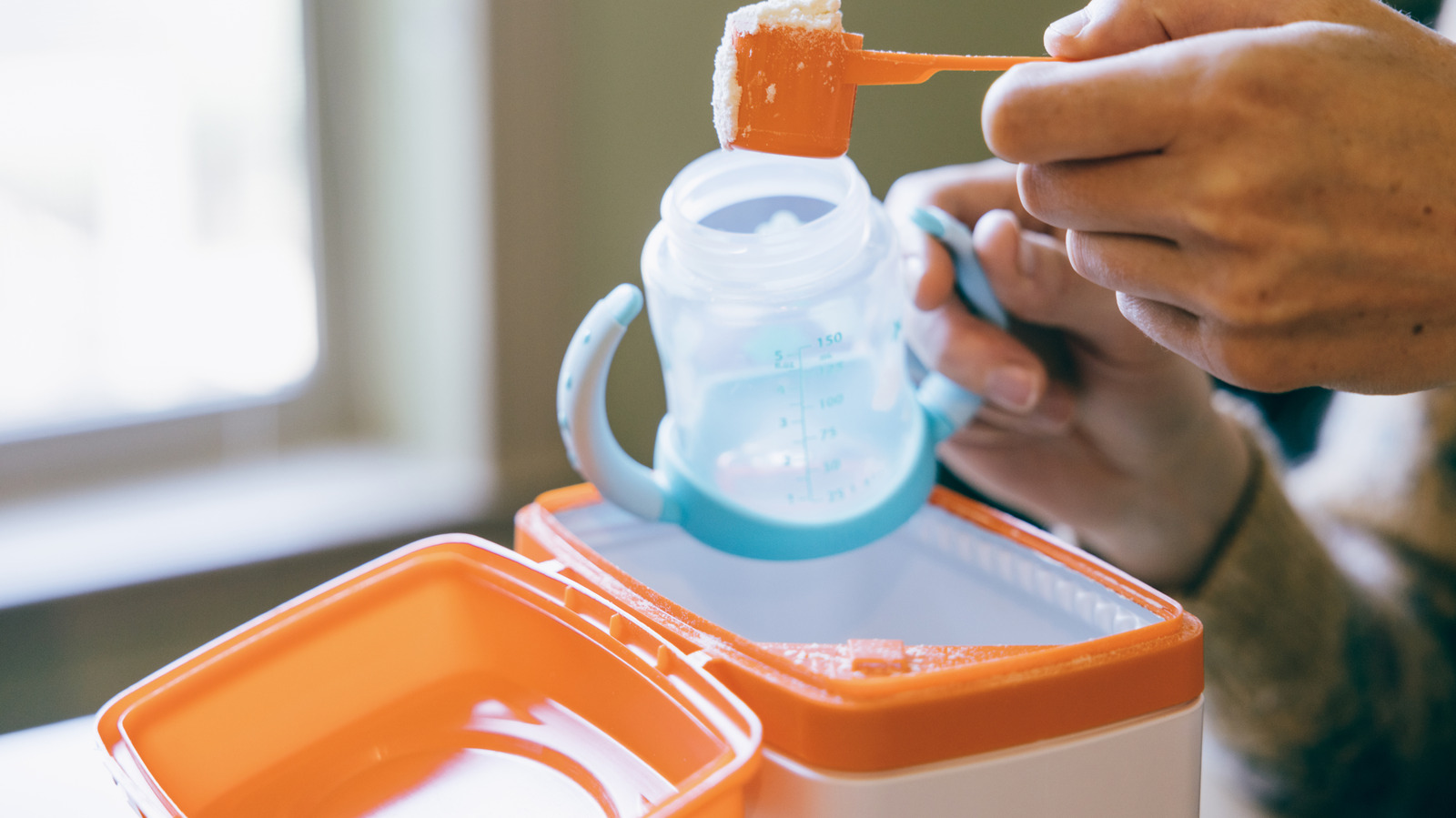 Bebek Maması Kutularını İleri Dönüştürerek Mutfak Tezgahı Depolama Çözümüne Dönüştürün