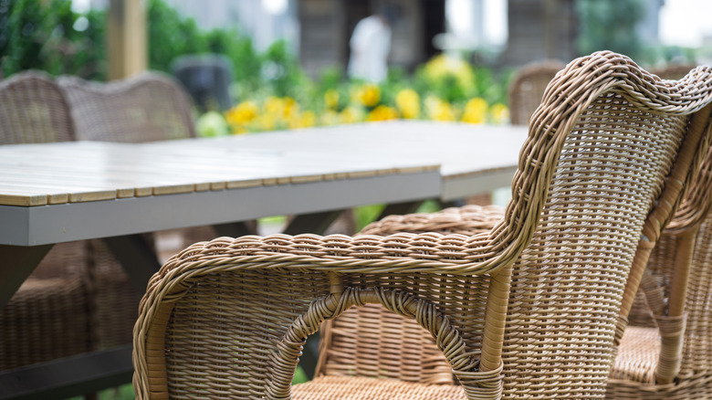 Hasır sandalyenin yakın çekimi