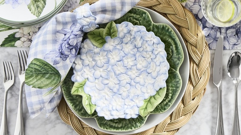 Williams Sonoma ortanca tabağı