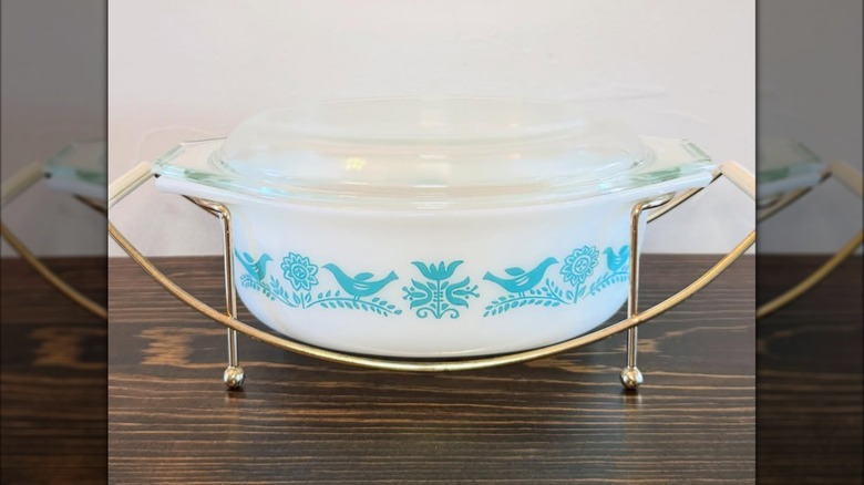 Vintage Pyrex Bluebird oval güveç tabağı