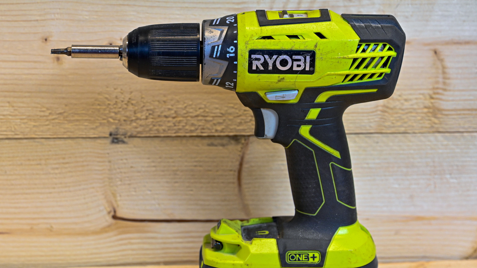 Lowe's Değil, Amazon Değil: Yenilenmiş Ryobi Araçlarını Daha Ucuza Satın Alabileceğiniz En İyi Yer