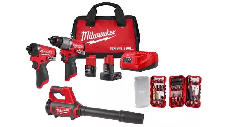Milwaukee M12 darbeli matkap, darbeli matkap, matkap ucu ve üfleme seti