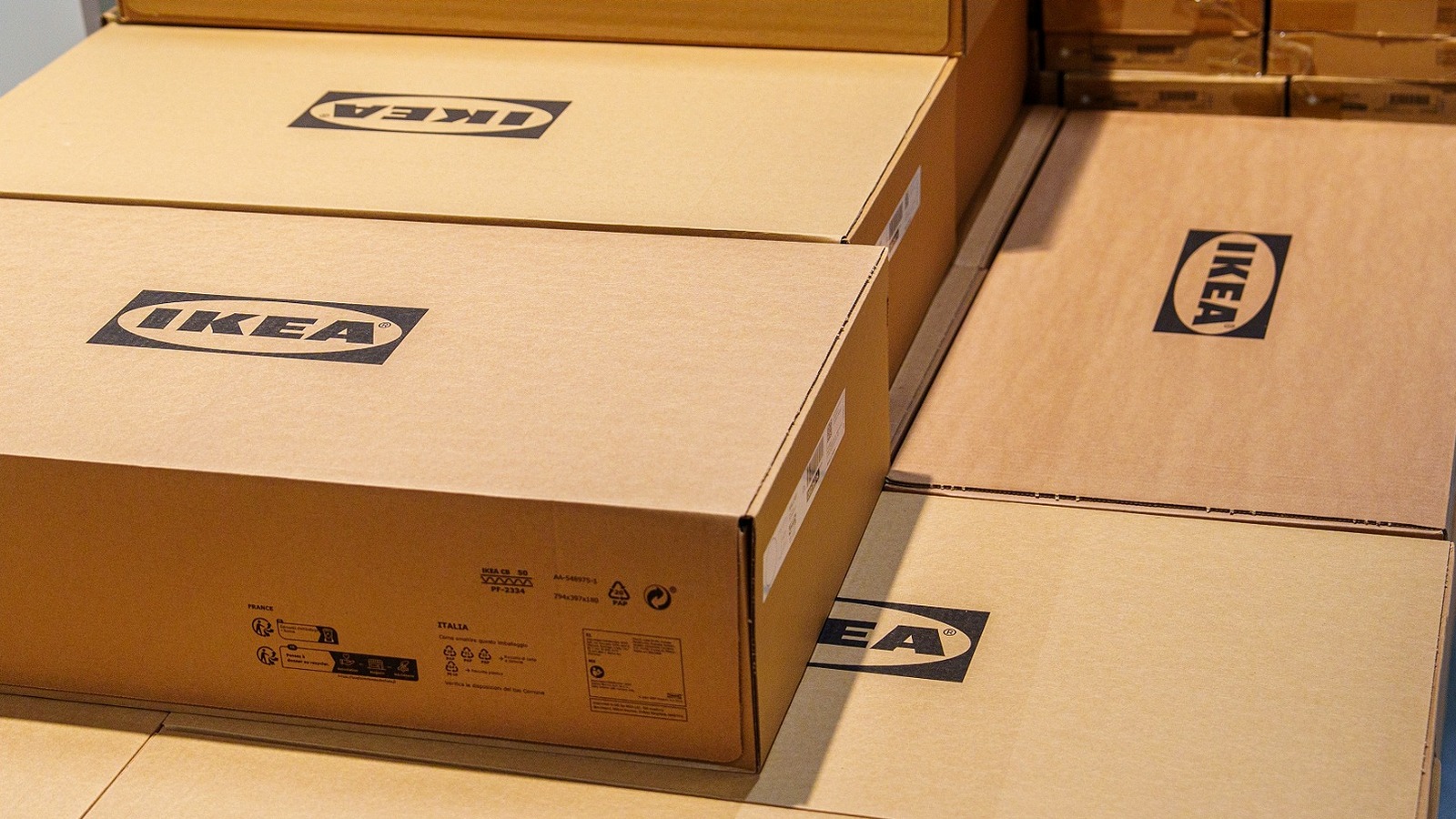 IKEA Kendi Mobilyasını Üretiyor mu?