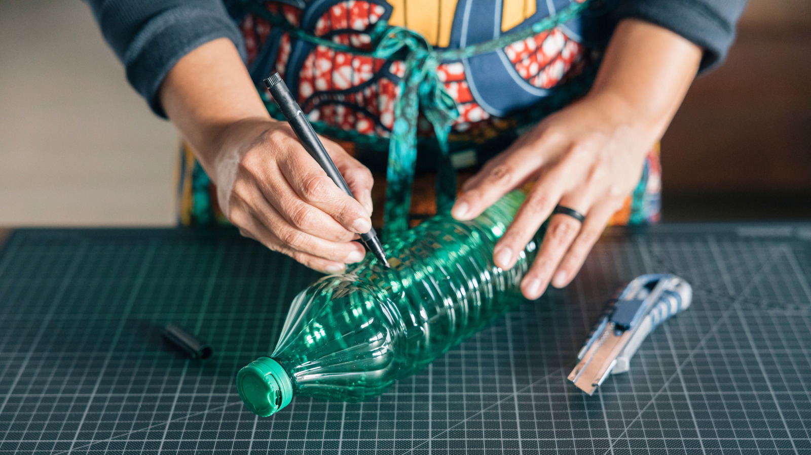 Plastik Su Şişesini Dekor Olarak Çalışan Kendin Yap Yıldız Işığına Dönüştürün