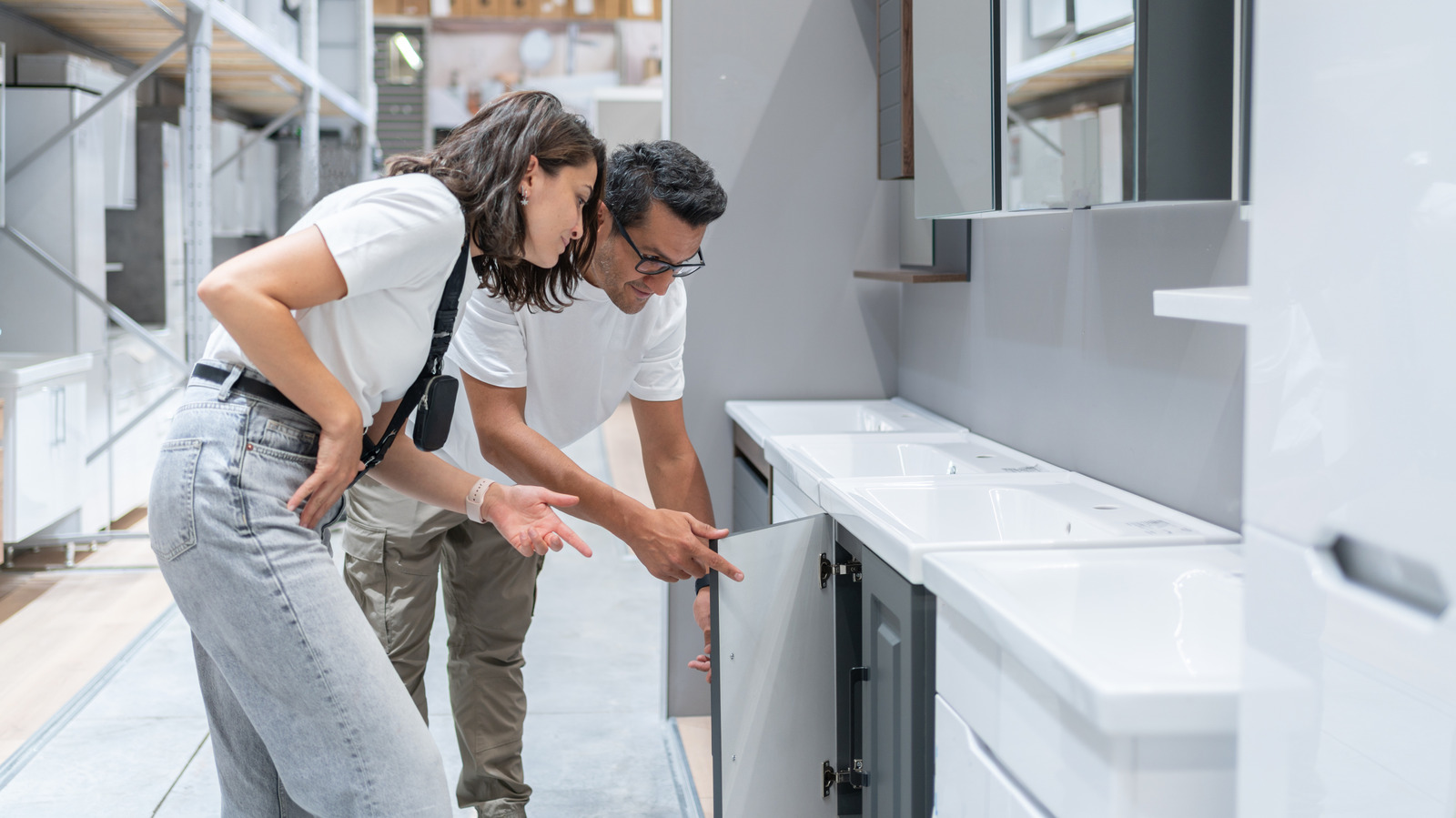 Home Depot Değil: Uygun Fiyatlı, Kaliteli Banyo Dolapları Satın Alabileceğiniz En İyi Yerler