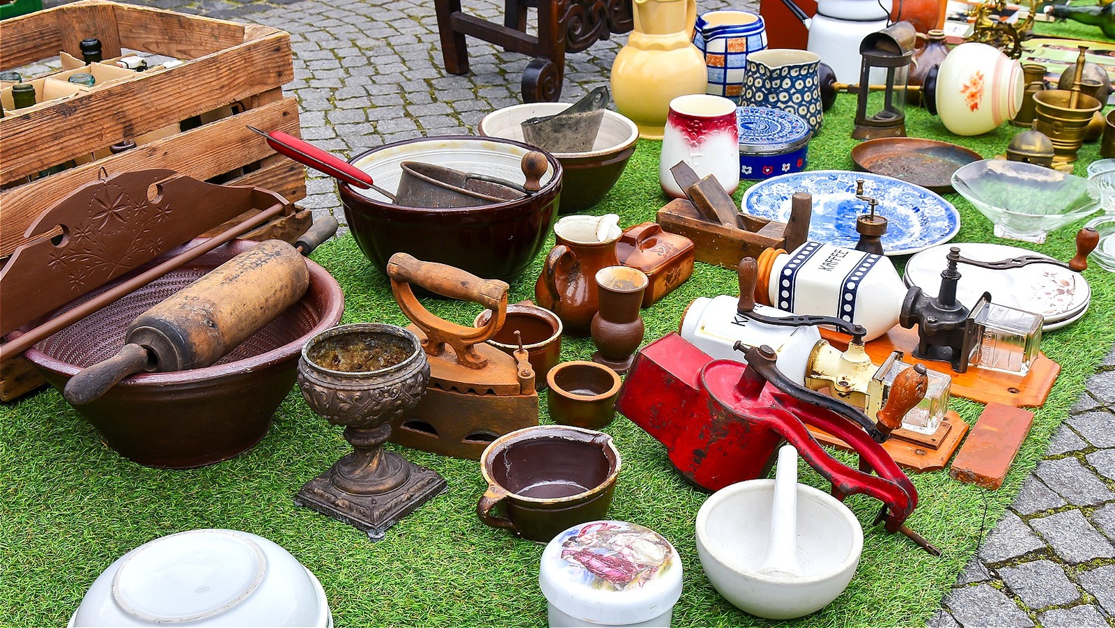 70'lerde Popülerdi - Artık Evimizde İstediğimiz Değerli Bir Le Creuset Tencere