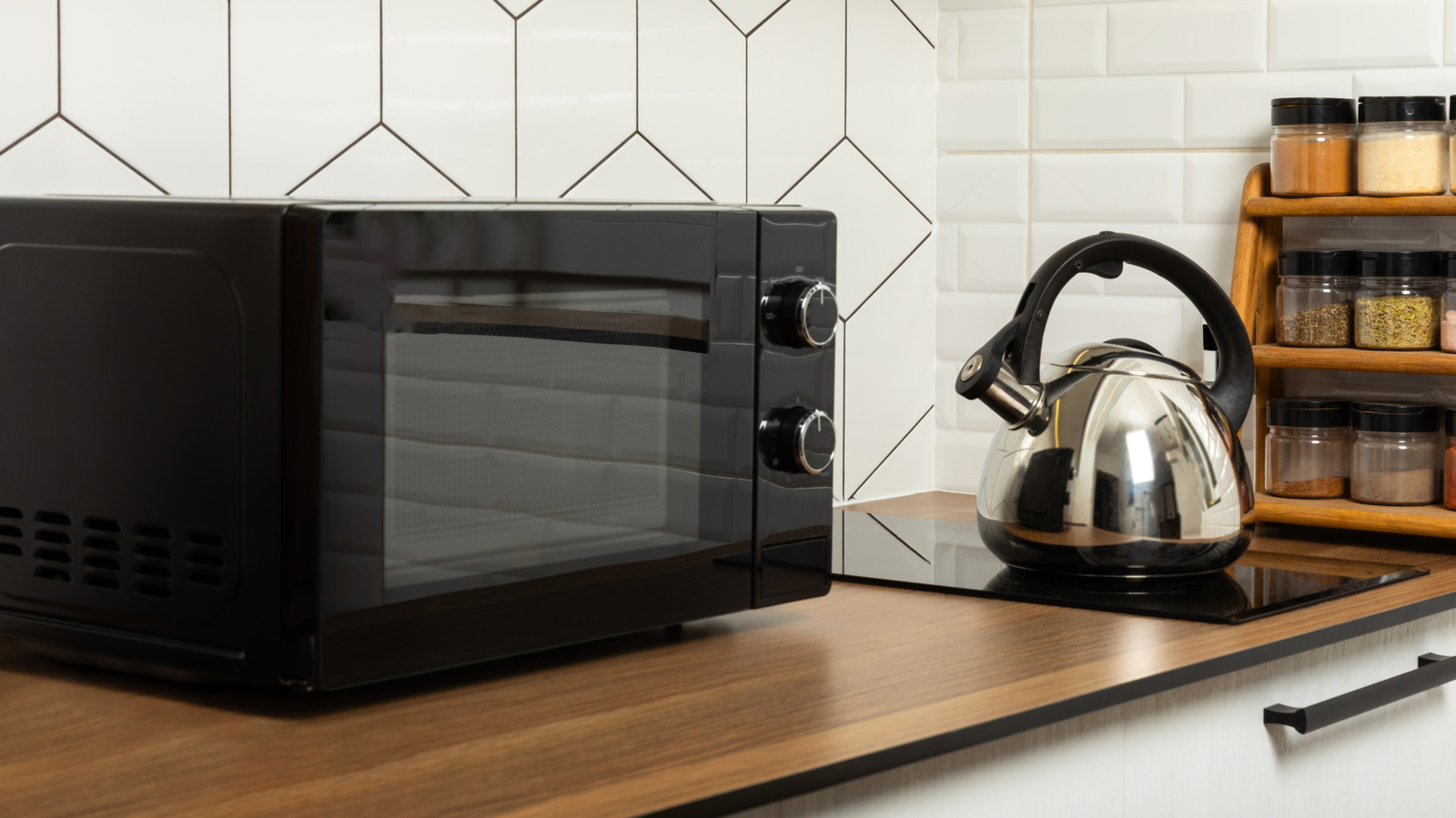 Mikrodalgalar Yiyecekleri Isıtmaktan Çok Daha Fazlasını Yapabilir