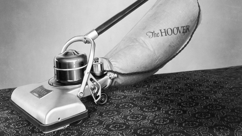 1923'ten kalma eski bir Hoover.
