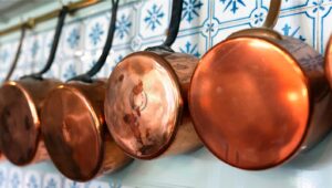 Pyrex Değil, Le Creuset Değil: Bakır Tencere Koleksiyoncularının Bulmayı Hayal Ettiği Şeyler