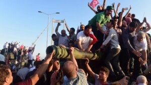 Başarısız 2016 darbesi Türkiye’nin sivil-asker ilişkilerini nasıl yeniden şekillendirdi?
