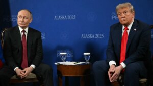 Kremlin, Trump’ın Putin’in çağrısıyla Rusya-Ukrayna savaşının sona erdirilmesine yardım etmeyi teklif ettiğini açıkladı
