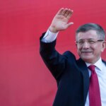 Davutoğlu, Erdoğan'ın Türkiye'sinin şekillenmesine nasıl yardımcı oldu ama ona meydan okumayı nasıl başaramadı?