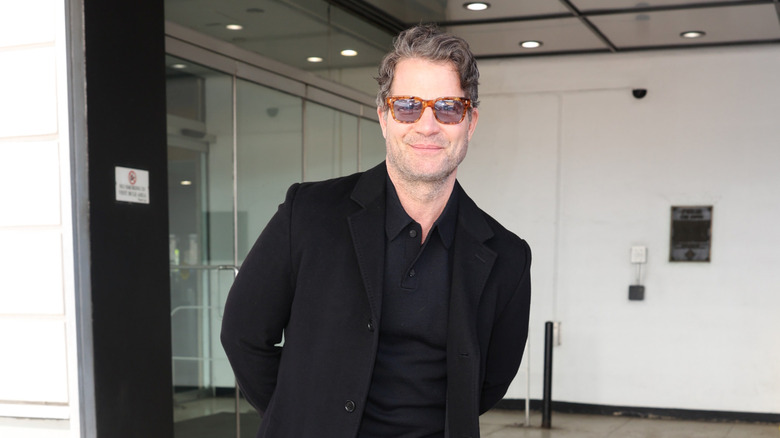 Nate Berkus gülümsüyor