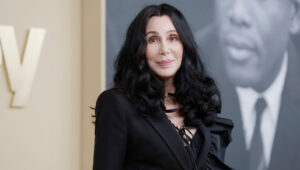 Cher’den Günün Sözü ‘Her Zaman Şöyle Bir Daire İstedim…’