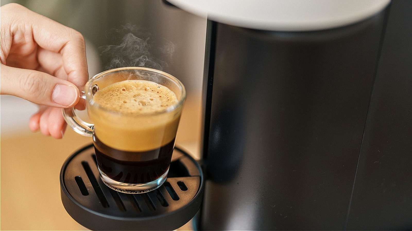 Hendek Dağınıklığı: Amazon Keurig Aksesuarıyla Tezgahınızda Yer Kazanın