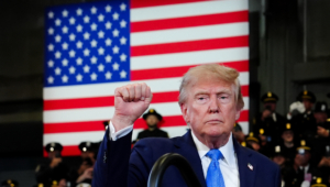 Trump Mekke anlaşmasını övdü: Bölgenin ABD güvenlik şemsiyesinin yerini alabilir mi?