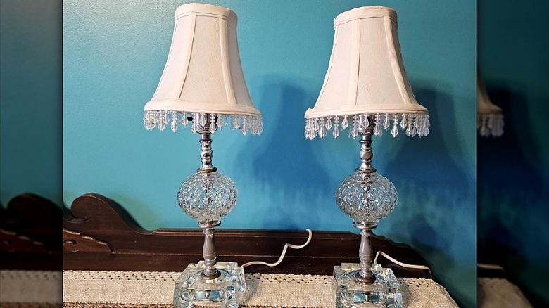 iki adet vintage yatak odası lambası seti